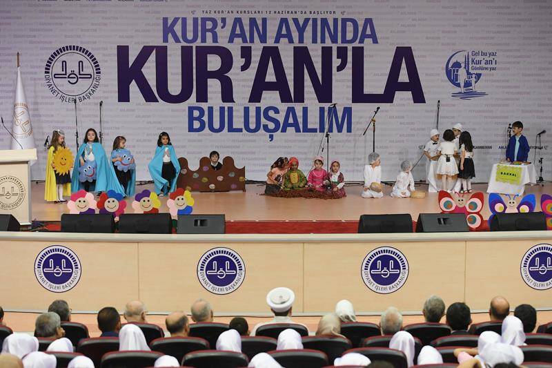 "Yaz Kur'an kursları, milletimizi tarih sahnesinde sürekli kılacak kimliği inşa eder…"