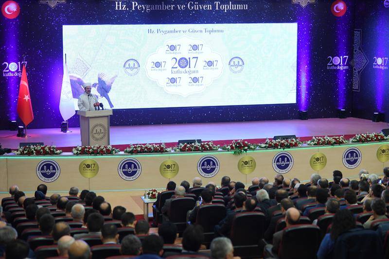 “Kutlu Doğum Haftası, Mevlit Kandilinin alternatifi değil, mütemmimidir”