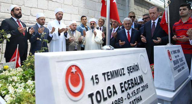 81 ilde tüm camilerde şehitleri anma programı